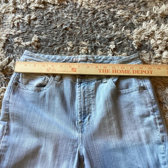 Chico's Platinum Jeans Bootcut Light Blue Stretch Denim Women’s Size 0 Short - Picture 4 of 8